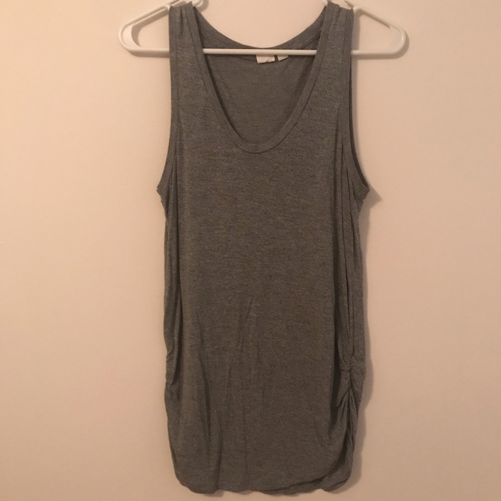 Gap gray tank top